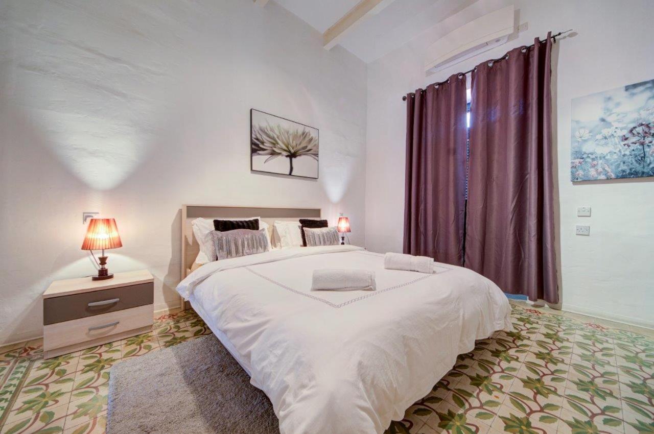 Valletta 2 Bedroom Sleeps 6 Apartment Walking Distance To Centre And The Sea Eksteriør billede