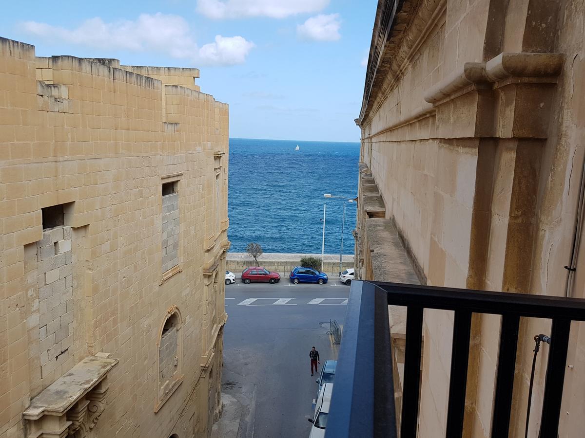 Valletta 2 Bedroom Sleeps 6 Apartment Walking Distance To Centre And The Sea Eksteriør billede